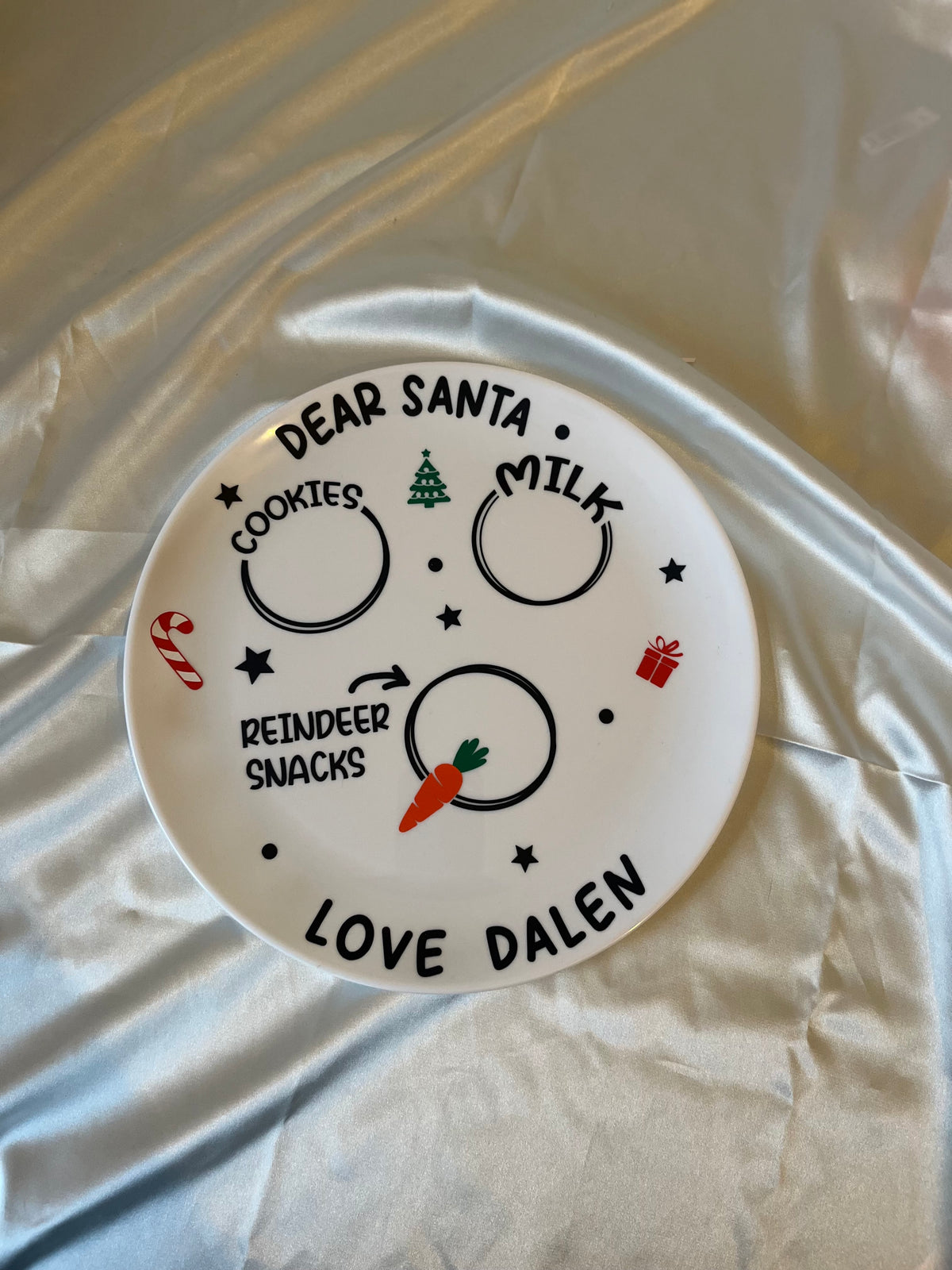 Personalised Christmas Eve Plastic Plate - Dear Santa Cookies Milk Reindeer Snacks Love your name Design